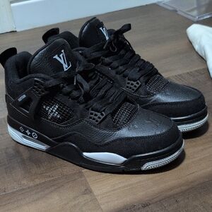 Louis Vuitton Black and White Low-Top Sneakers